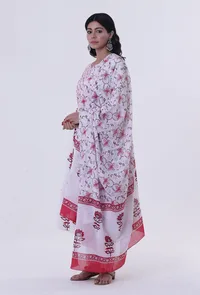 Set Of 3: White Cotton Block Printed With Red Motif Kurta, Pant & Dupatta image 2