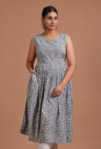 Grey Cotton Printed Dress image 5