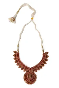 Matte Finish Reverse Stone Kemp Jewellery Set With Chandelier Earrings image 3