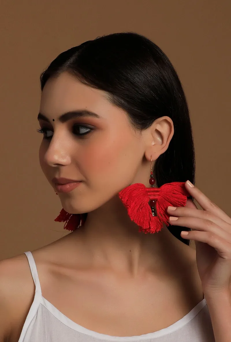Eliana Red Tassels Thread Earrings