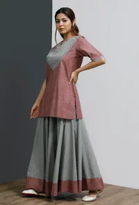 Plum-Grey Hand-Block Printed Short Kurti image 2