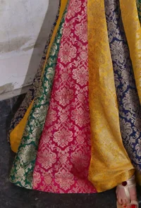 Set Of 2: Multicolor Banarasi Jacquard Crop Top & Kalidar Skirt image 5