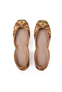 Golden Silk Patola Print Juttie image 2