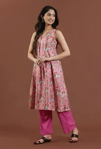 Elegant Pink Kalamkari Printed Silk A-Line Kurta image 2