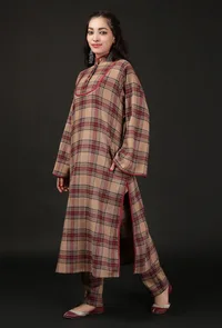 Set Of 2: Chestnut Brown Woven Tartan Checks Phiran Kurta & Straight Pants image 2