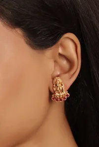 Divine Temple Jewellery Set In Alloy With Antique Finish image 2