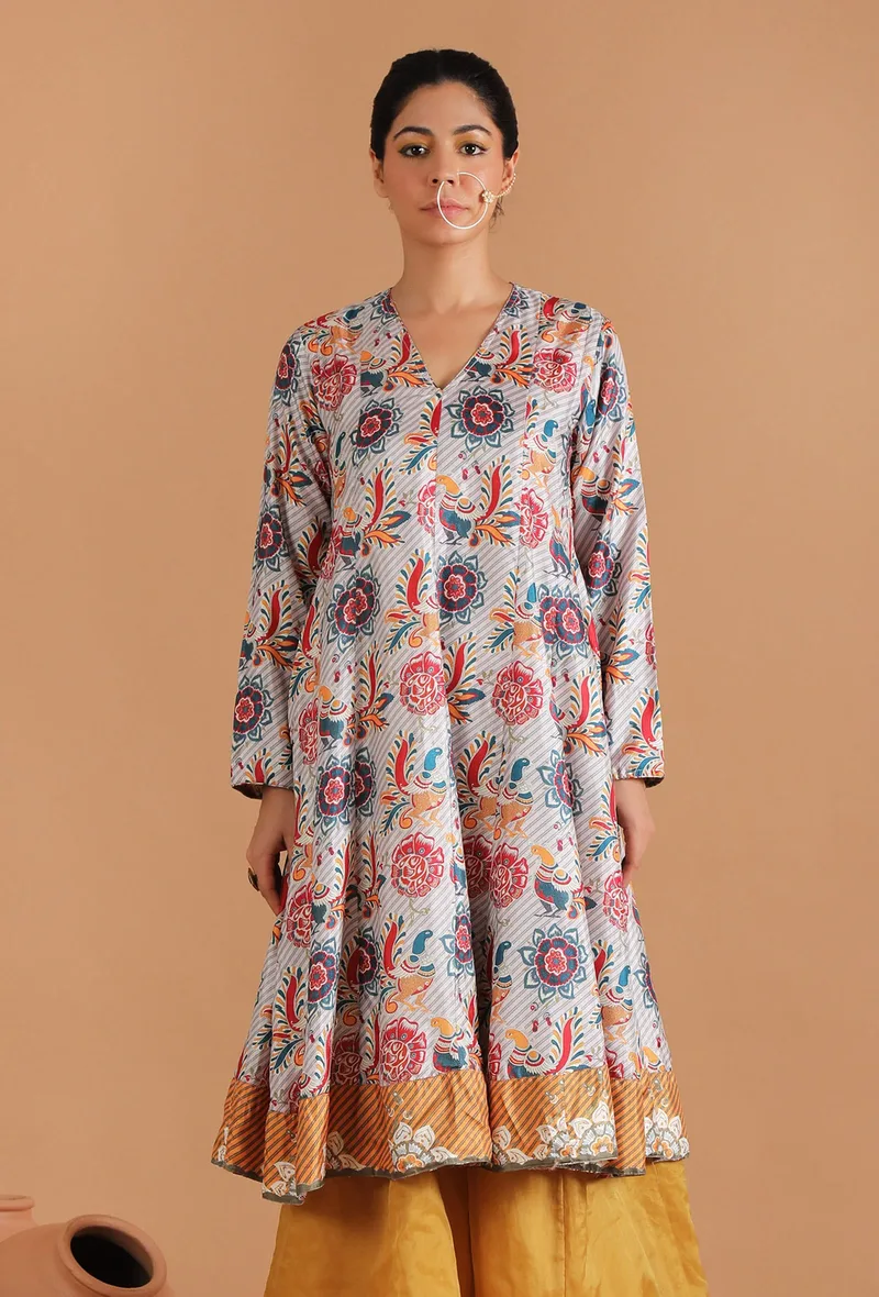 Nayantara Allover Kalamkari Flared Kalidar Kurta