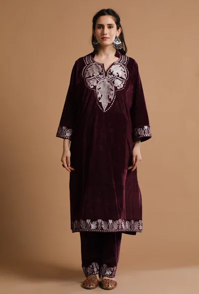 Set Of 2: Crater Brown Kashmiri Tilla Embroidery Phiran With Pant-Free Size