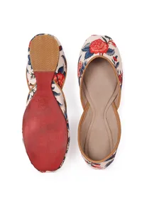 Coral And Blue Floral Chintz Jutti image 3