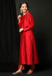 Maroon Raw Silk Kurta image 3