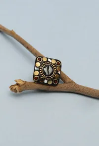 Square Shaped Laq Fashionable Light Weight Multi Color Ring image 2