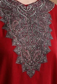 Red Kashmiri Sozni Embroidery Phiran-Free Size image 5